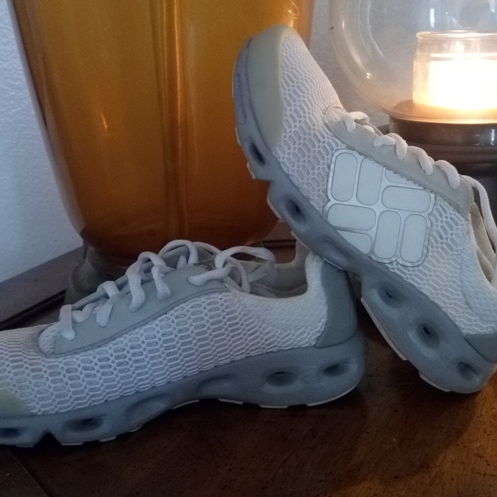 Columbia shoes